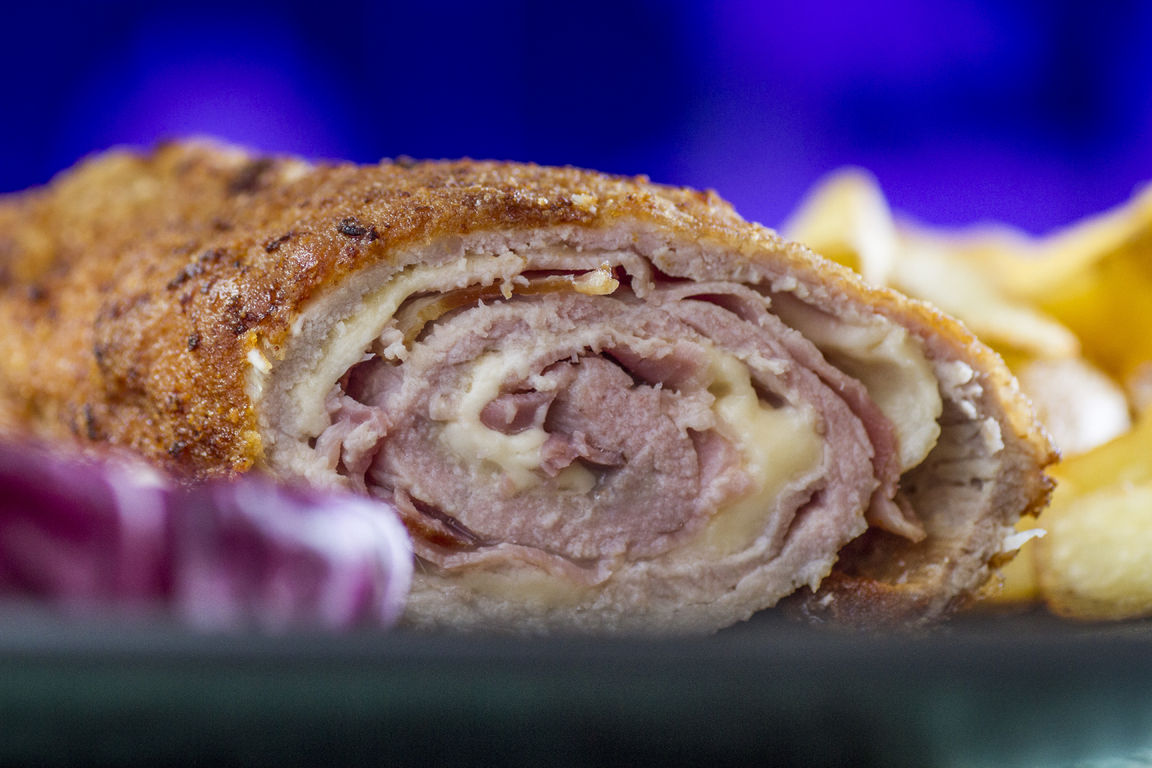 クロアチア料理 ザグレブ風カツレツ レシピ おいしい店 クロアチアワインソムリエ海事代理士の令和見聞録